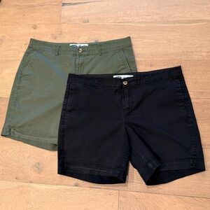 GUC Size 14 Old Navy Everyday Women’s Casual Stretch Shorts - Black and Olive